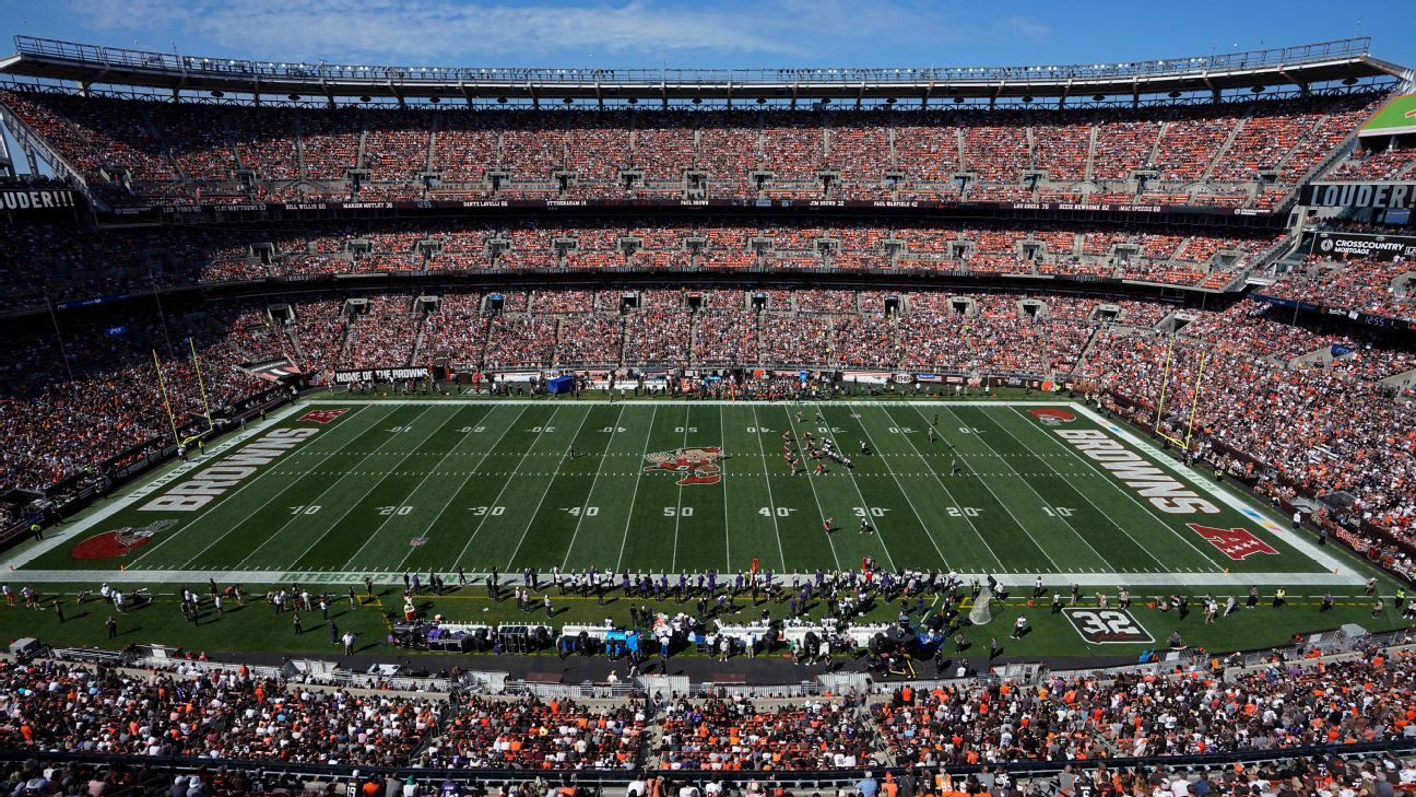 Browns sued by Cleveland over proposed stadium move to suburbs - ESPN